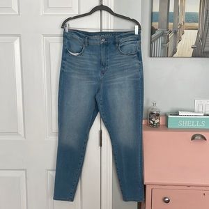 American Eagle Dream Super High Waisted Jegging